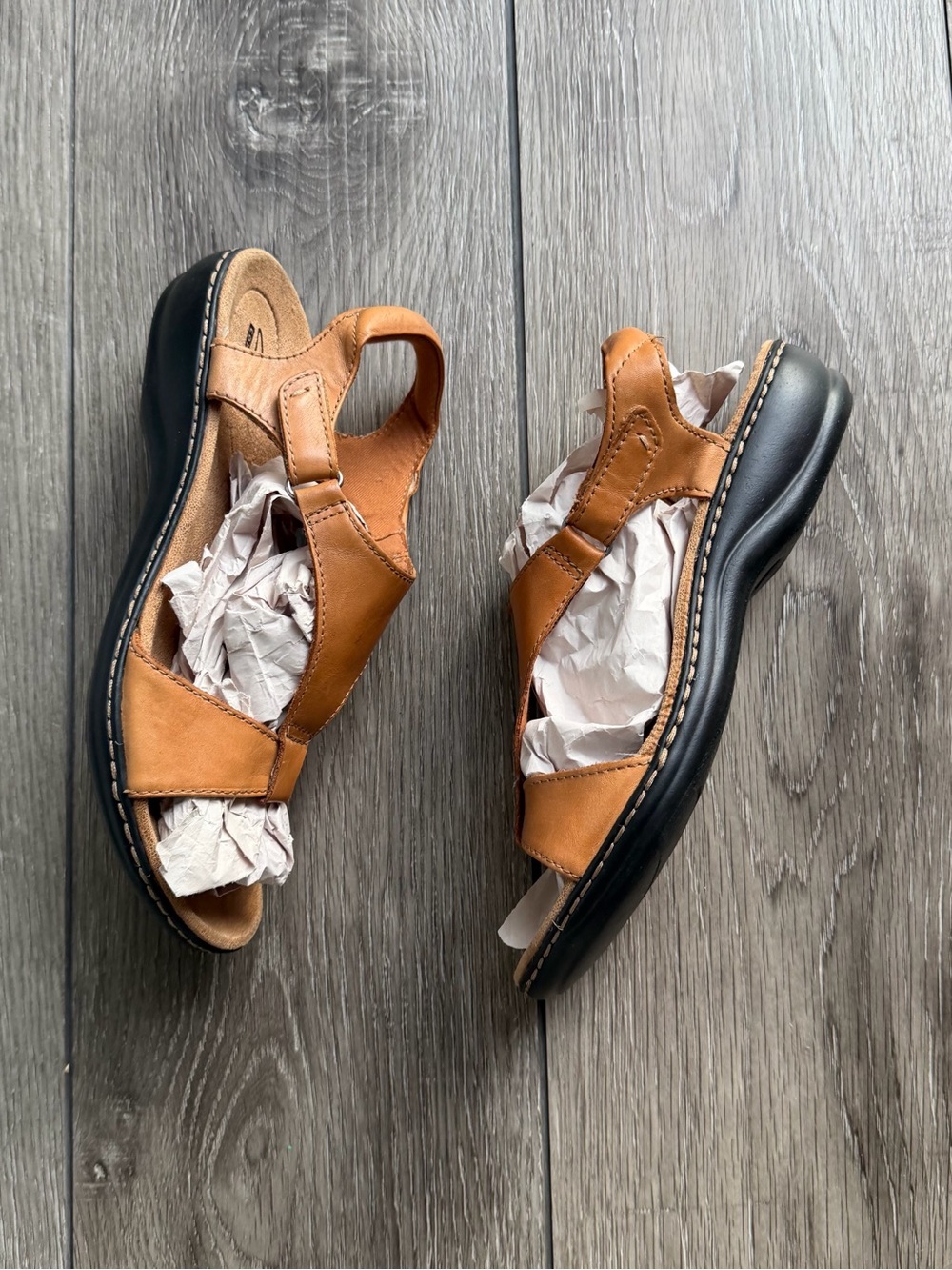 Clarks Women's Tan Leather Slingback Sandals with Black Soles